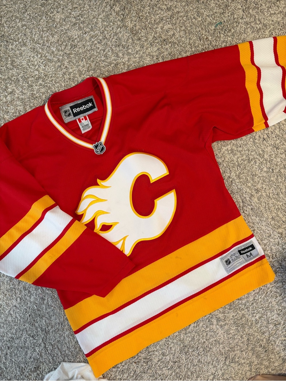 Vintage Calgary Flames Jersey